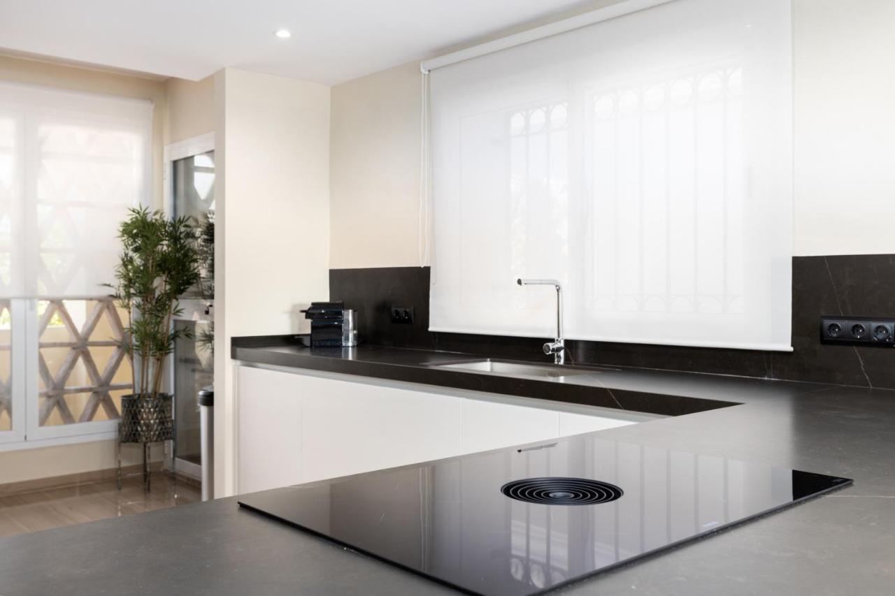 Homeforguest Front Line In Hacienda Playa Apartamento Marbella
